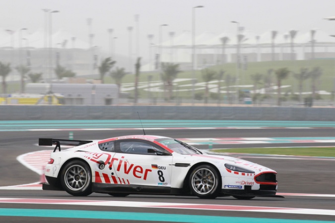 Bild: Stefan Mücke - Fischer Racing - Aston Martin DBR9