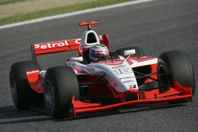 Bild: Luca Filippi - Fisichella Motor Sport - Dallara GP2/05 - Renault