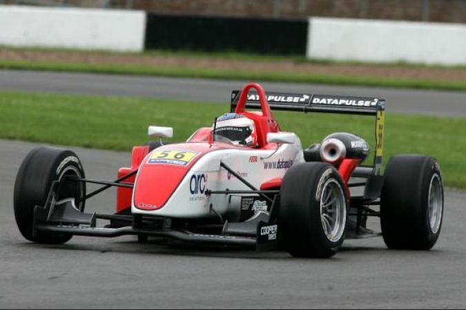 Bild: Daniel McKenzie - Fortec Motorsport - Dallara F305 - Mugen Honda