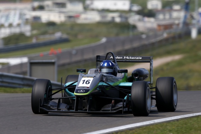 Bild: Joshua Hill - Fortec Motorsport - Dallara F312 - AMG Mercedes