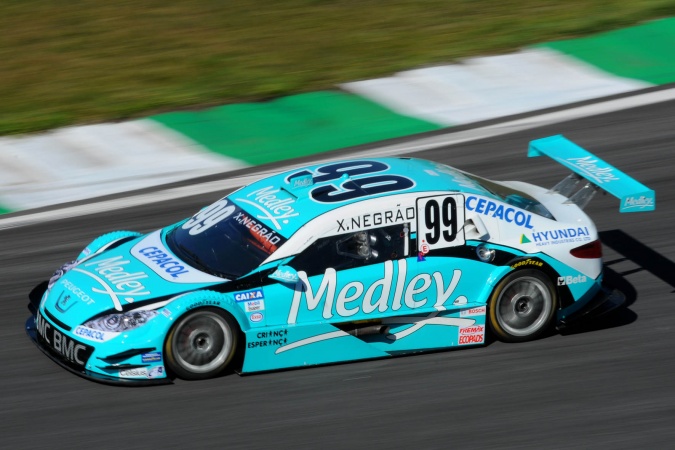 Bild: Alexandre Sarnes Negrao - Full Time Sports - Peugeot 408 V8
