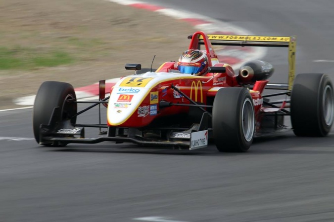 Bild: Chris Anthony - Gilmour Racing - Dallara F308 - AMG Mercedes