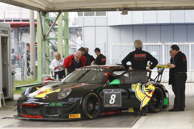 Bild: Hans-Guido RiegelMike StursbergRichard Westbrook - Haribo Racing Team - Porsche 911 GT3 R (997)