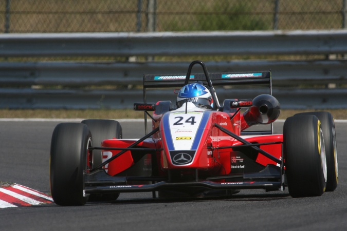 Bild: Richard Antinucci - HBR Motorsport - Dallara F305 - AMG Mercedes