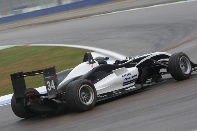 Bild: Tom Dillmann - HBR Motorsport - Dallara F308 - AMG Mercedes