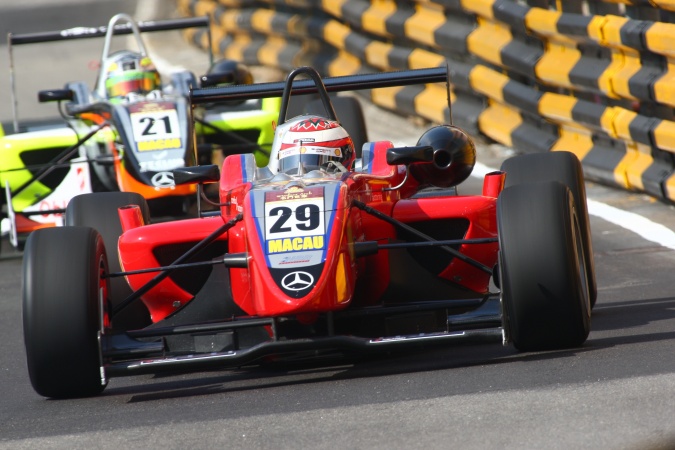 Bild: Basil Shaaban - HBR Motorsport - Dallara F308 - AMG Mercedes