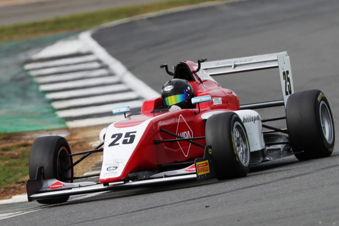 Bild: Nicolás Varrone - Hill Speed Racing - Tatuus MSV F3-016 - Cosworth