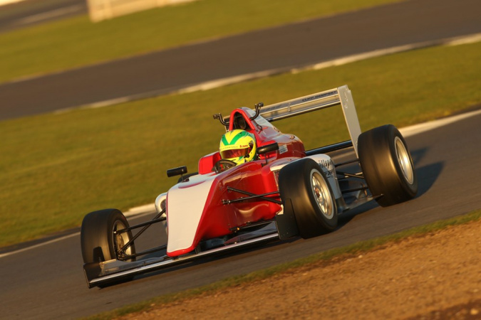 Bild: Nick Worm - Hill Speed Racing - Tatuus MSV F3-016 - Cosworth