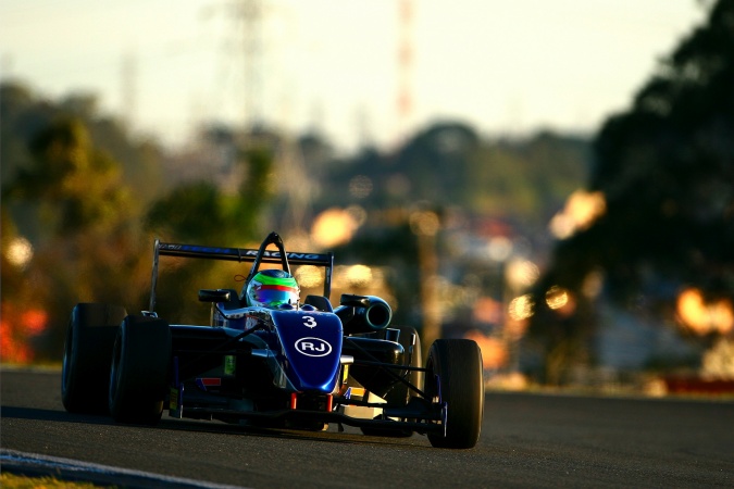 Bild: Nicolas Costa - Hitech Racing - Dallara F308 - Berta