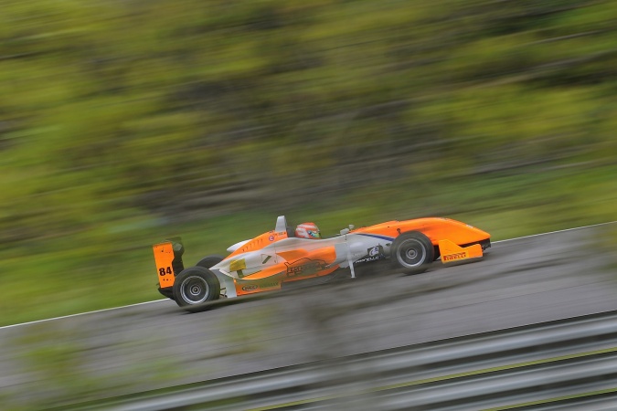 Bild: Fernando Croce - Hitech Racing - Dallara F308 - Berta