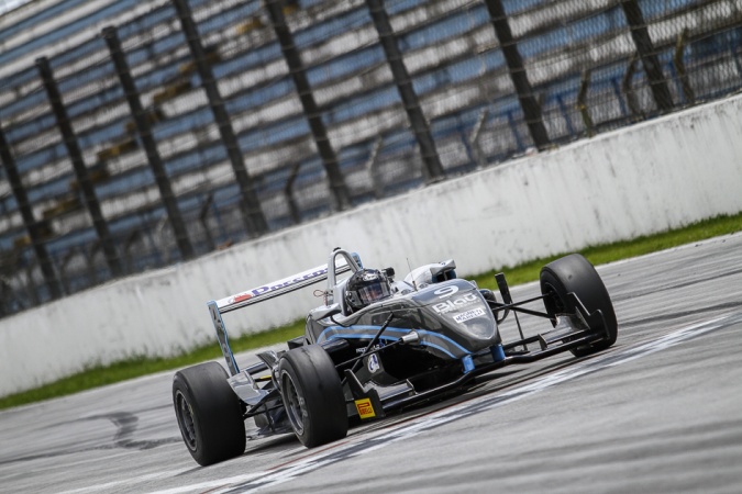 Bild: Christian Hahn - Hitech Racing - Dallara F308 - Berta