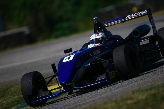 Bild: Pedro Enrique Nunes - Hitech Racing - Dallara F308 - Berta