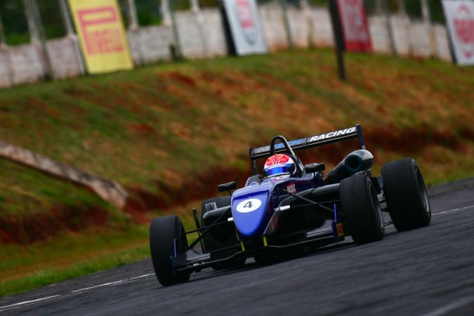 Bild: Matheus Stumpf - Hitech Racing - Dallara F308 - Berta