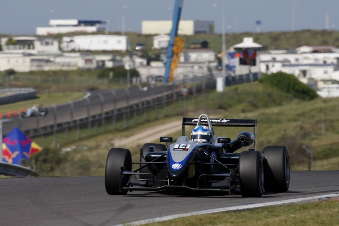 Bild: Gabriel Dias - Hitech Racing - Dallara F308 - Volkswagen