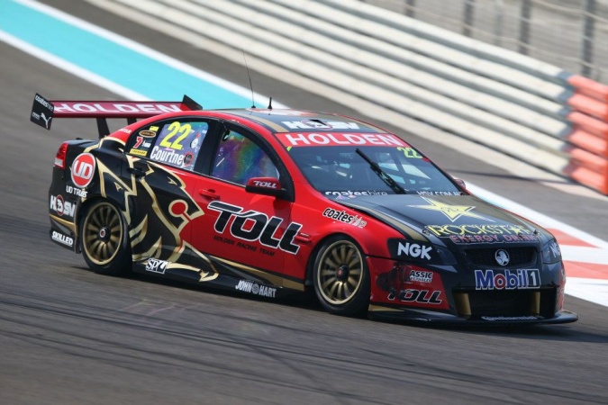 Bild: James Courtney - Walkinshaw Racing - Holden Commodore VE