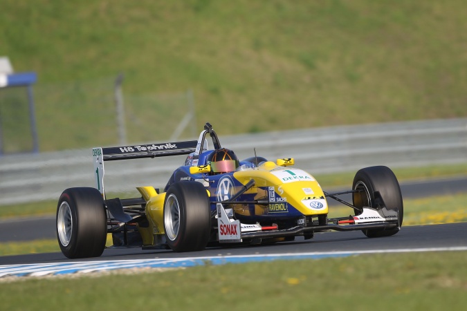 Bild: Alon Day - HS Technik Motorsport - Dallara F305 - Volkswagen