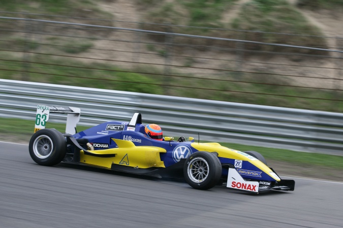 Bild: Luca Stolz - HS Technik Motorsport - Dallara F305 - Volkswagen