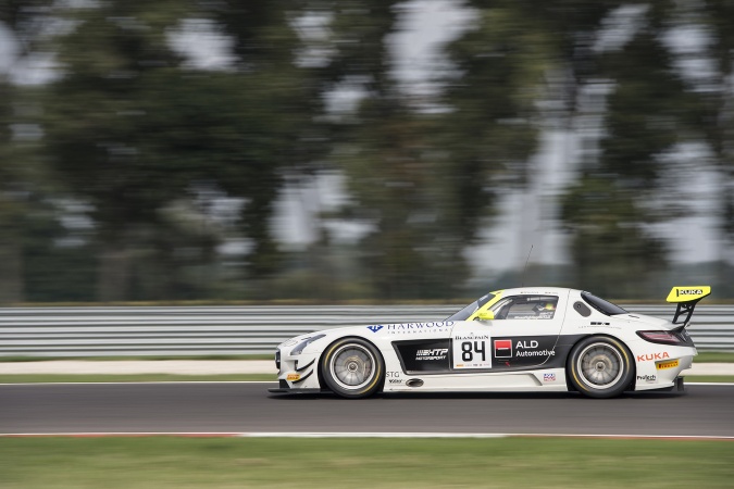 Bild: Nico Verdonck - HTP Motorsport - Mercedes SLS AMG GT3