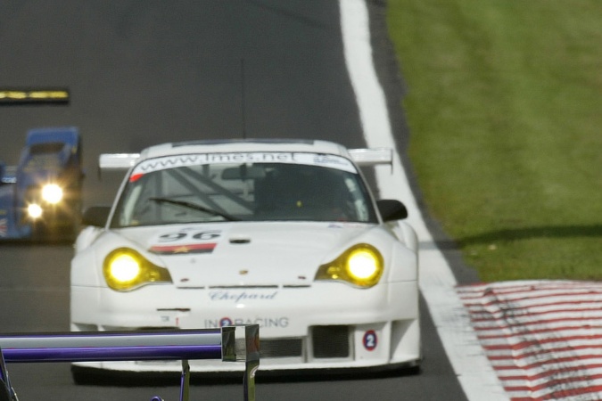 Bild: Michael VergersJuan BaraziNick Dudfield - In2Racing - Porsche 911 GT3-RSR (996)