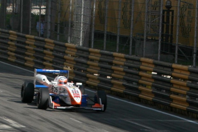 Bild: Ronnie Quintarelli - Inging - Dallara F302 - Torii Toyota