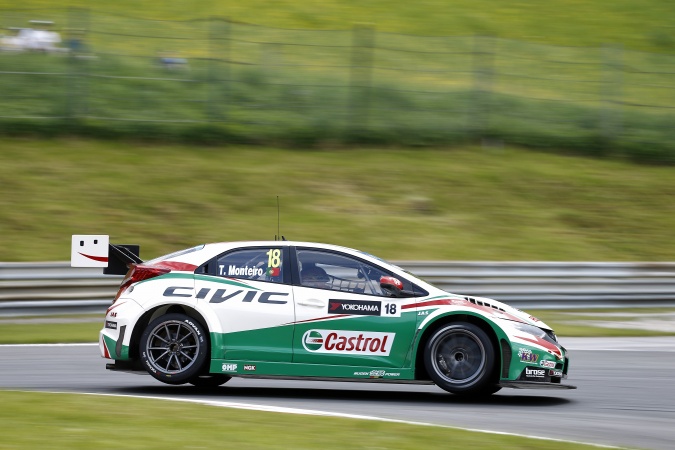 Bild: Tiago Monteiro - JAS Motorsport - Honda Civic WTCC TC1