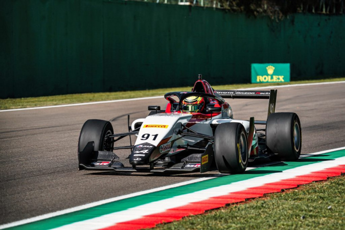 Bild: Eduardo Barrichello - JD Motorsport - Tatuus F3 T-318 - Alpine