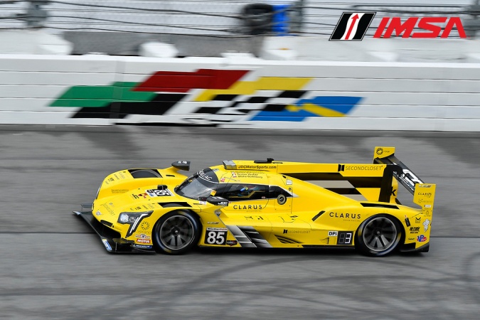 Bild: Tristan VautierMikhail GoikhbergRubens BarrichelloDevlin DeFrancesco - JDC-Miller MotorSports - Cadillac DPi-V.R