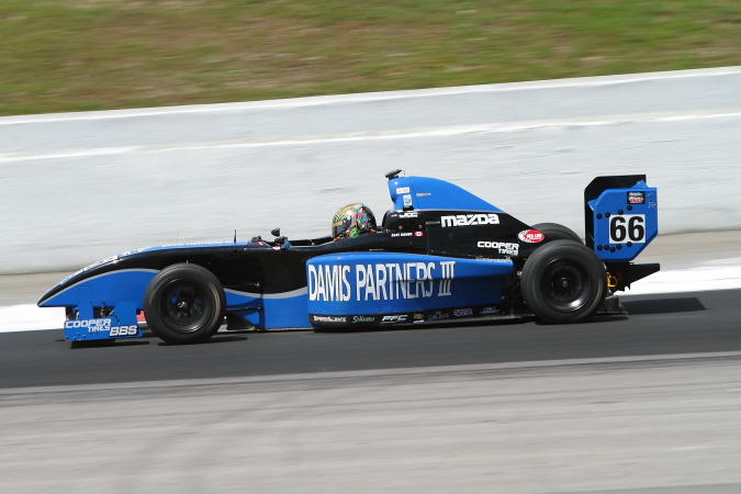 Bild: Zack Meyer - JDC Motorsports - Elan Star Pro - Mazda