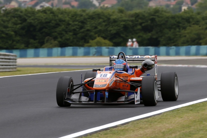 Bild: Tatiana Calderon - Jo Zeller Racing - Dallara F312 - AMG Mercedes