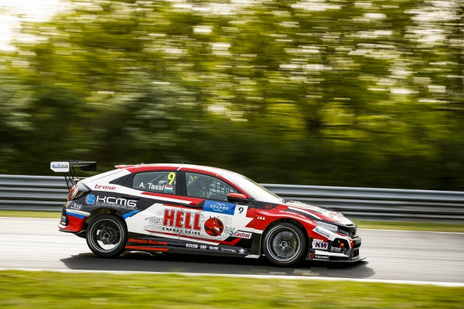 Bild: Attila Tassi - KCMG - Honda Civic Type R TCR (II)