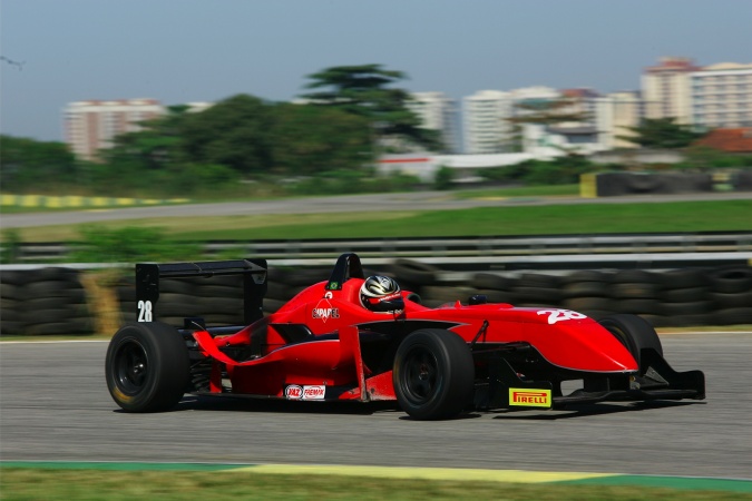 Bild: Leonardo de Souza - Kemba Racing - Dallara F308 - Berta