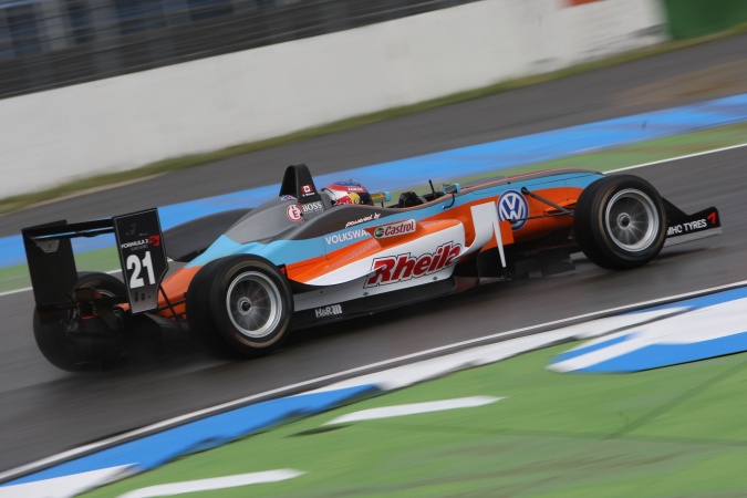 Bild: Robert Wickens - Kolles & Heinz Union - Dallara F308 - Volkswagen