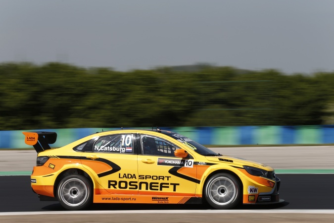 Bild: Nicky Catsburg - Lada Sport - Lada Vesta WTCC