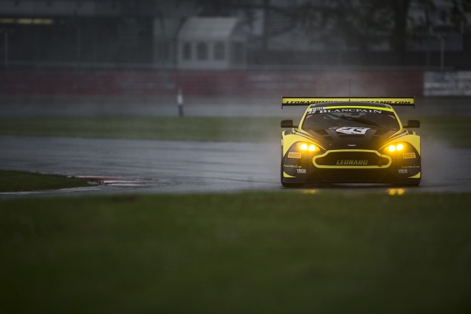 Bild: Jonathan AdamPaul WilsonStuart Leonard - Leonard Motorsport - Aston Martin Vantage GT3 V12