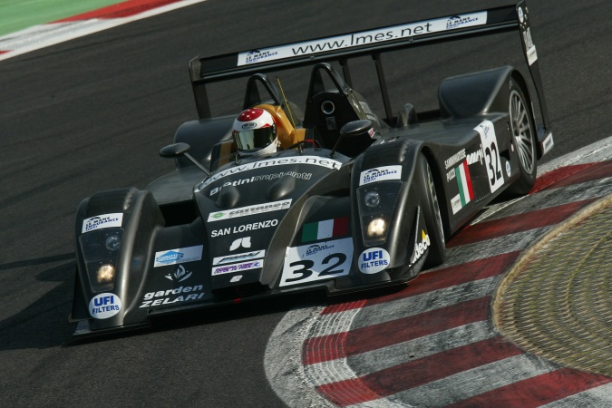 Bild: Piergiuseppe PeroniMirko SavoldiFilippo Francioni - Lucchini Engineering - Lucchini LMP2-04 - Judd