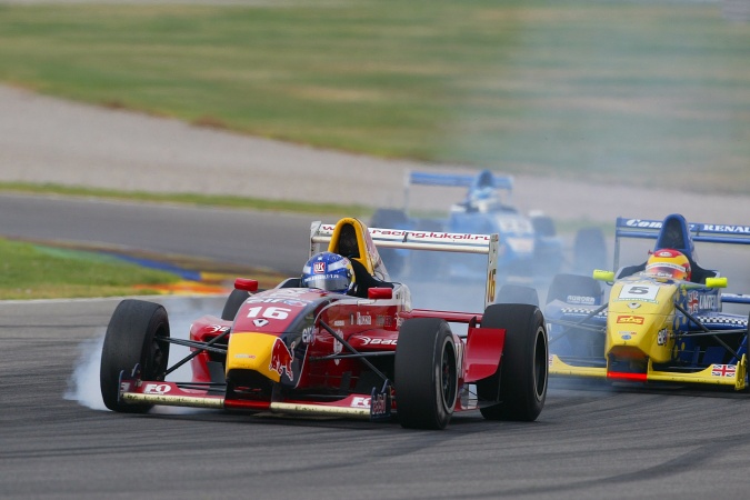 Bild: Michael Aleshin - Lukoil Racing Team - Tatuus Renault 2000