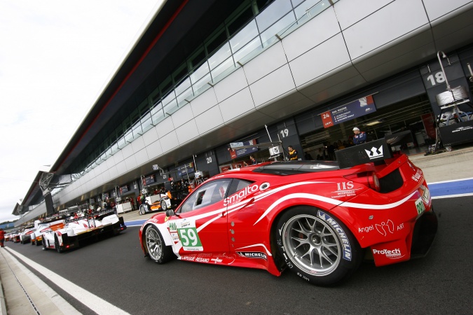 Bild: Stephane OrtelliFrederic Makowiecki - Luxury Racing - Ferrari 458 Italia GTC