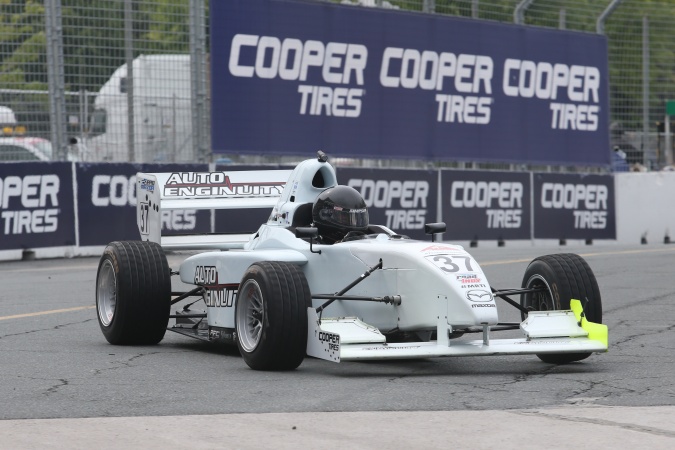 Bild: Jay Horak - M1 Racing - Elan Star Pro - Mazda