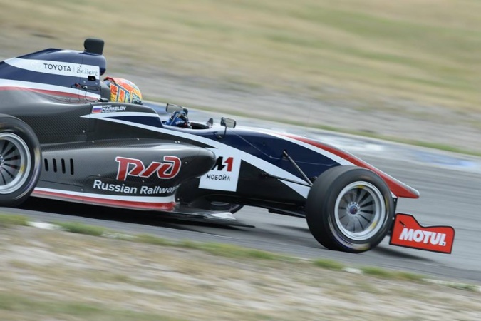 Bild: Artem Markelov - M2 Competition - Tatuus FT50 - Toyota