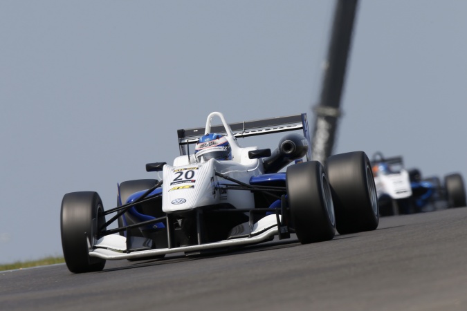 Bild: André Rudersdorf - ma-con Motorsport - Dallara F312 - Volkswagen