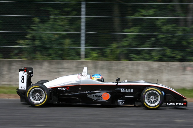 Bild: James Jakes - Manor Motorsport - Dallara F305 - AMG Mercedes