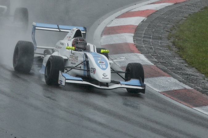 Bild: Bruno Baptista - Manor MP Motorsport - Tatuus FR 2.0-13 - Renault