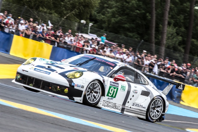 Bild: Jörg BergmeisterNick TandyPatrick Pilet - Manthey Racing - Porsche 911 RSR (991)