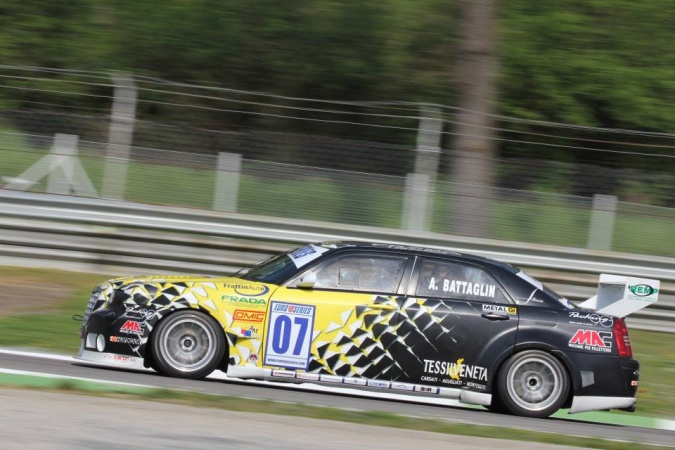 Bild: Alessandro Battaglin - Mauro Rally Tuning - Chrysler 300C SRT-8