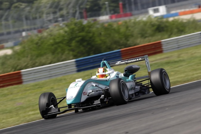 Bild: Nabil Jeffri - Motopark Academy - Dallara F308 - Volkswagen