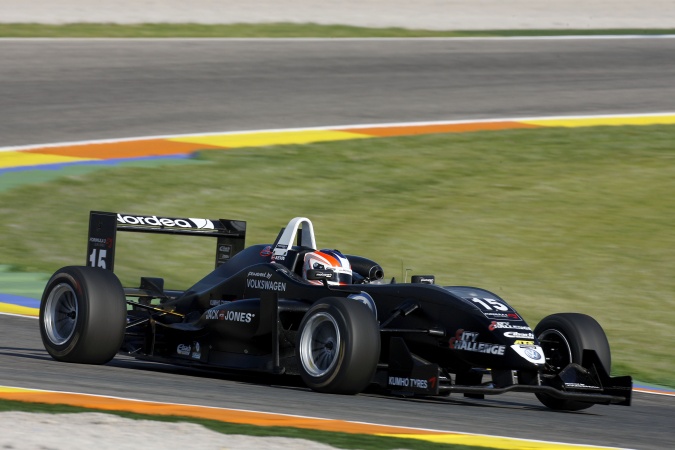 Bild: Kevin Magnussen - Motopark Academy - Dallara F308 - Volkswagen
