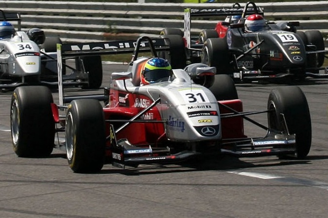 Bild: Jonathan Summerton - Mücke Motorsport - Dallara F305 - AMG Mercedes