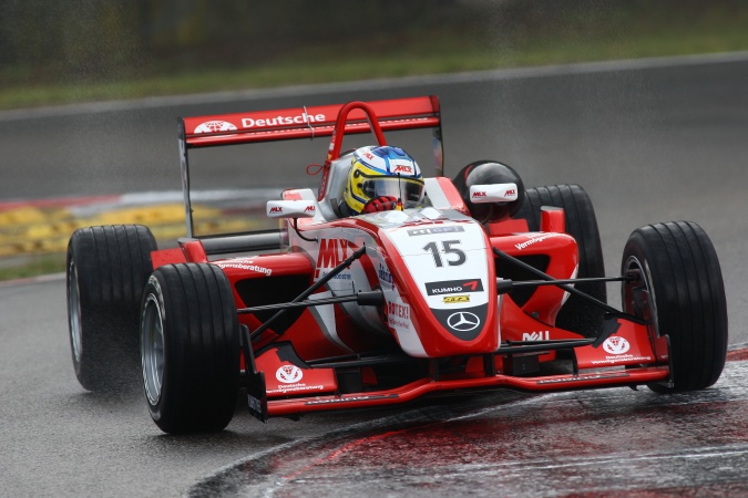 Bild: Christian Vietoris - Mücke Motorsport - Dallara F308 - AMG Mercedes