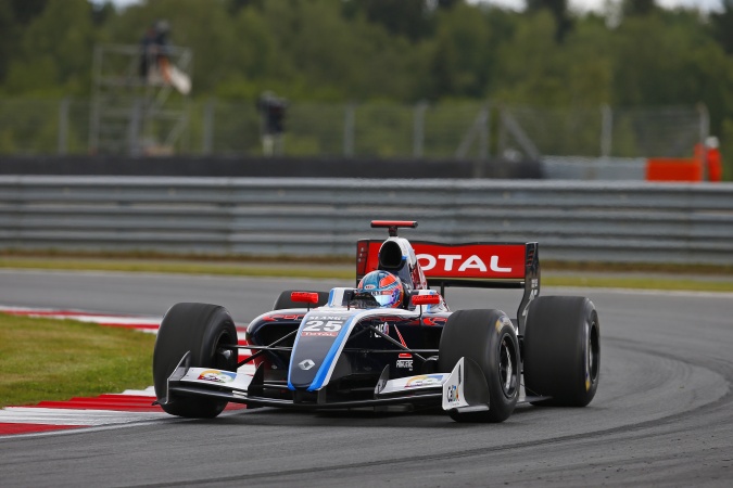 Bild: Oliver Webb - Pons Racing - Dallara FR35-12 - Renault