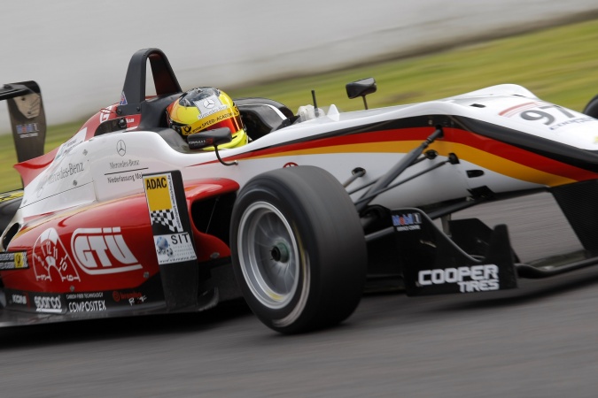 Bild: Sven Müller - Prema Powerteam - Dallara F312 - AMG Mercedes